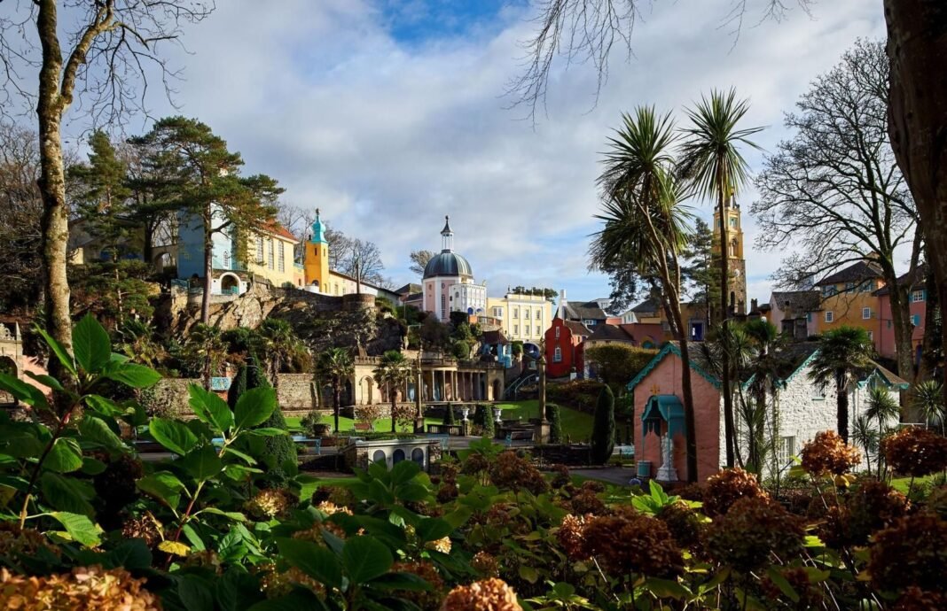 Staycation Ideas for Families, Couples, and Solo Travelers in UK